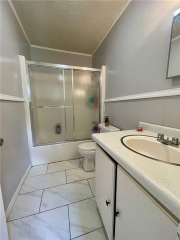 1904 S Knoxville Avenue, Russellville, AR 72802