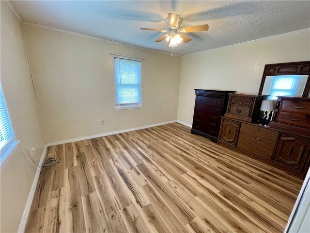 1904 S Knoxville Avenue, Russellville, AR 72802