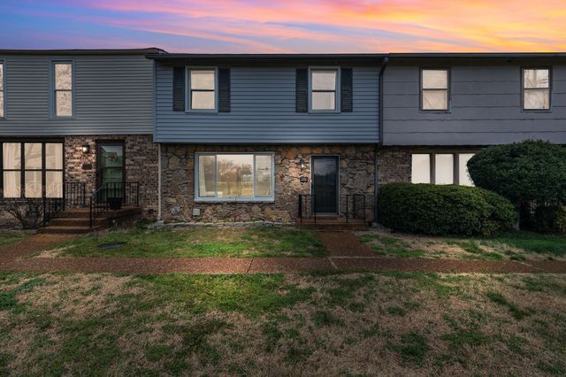 206 Flowerwood Ct, Brentwood, TN 37027