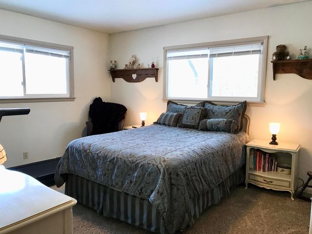 700 & 702 E Remus Road, Union Twp, MI 48858
