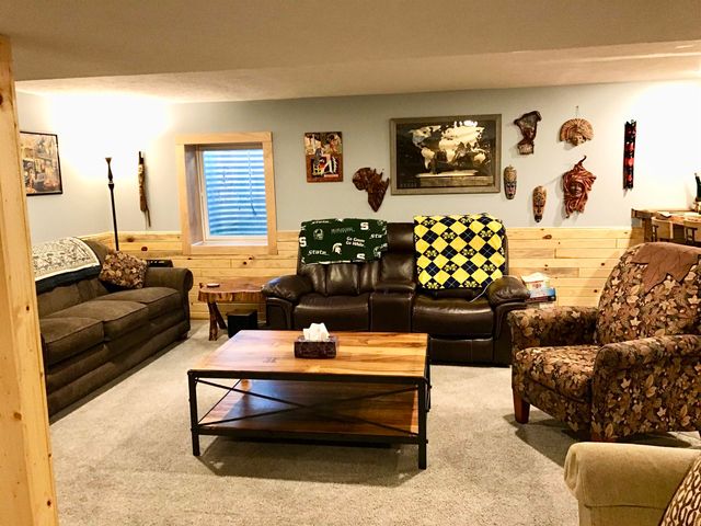 700 & 702 E Remus Road, Union Twp, MI 48858