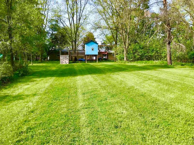 700 & 702 E Remus Road, Union Twp, MI 48858
