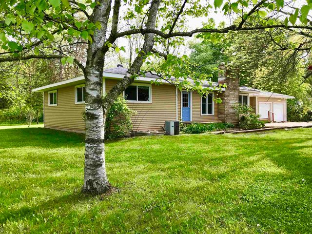 700 & 702 E Remus Road, Union Twp, MI 48858