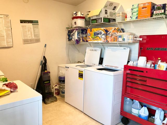 700 & 702 E Remus Road, Union Twp, MI 48858