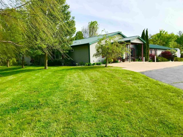 700 & 702 E Remus Road, Union Twp, MI 48858