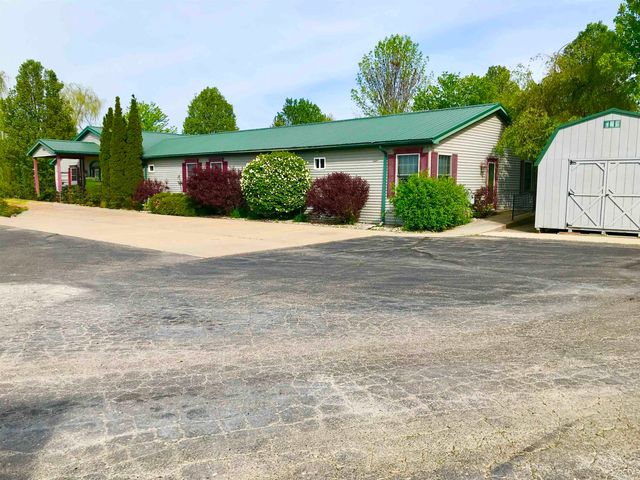 700 & 702 E Remus Road, Union Twp, MI 48858