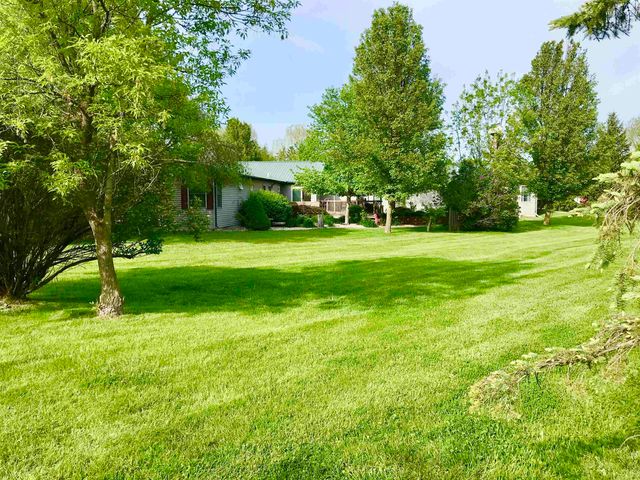 700 & 702 E Remus Road, Union Twp, MI 48858