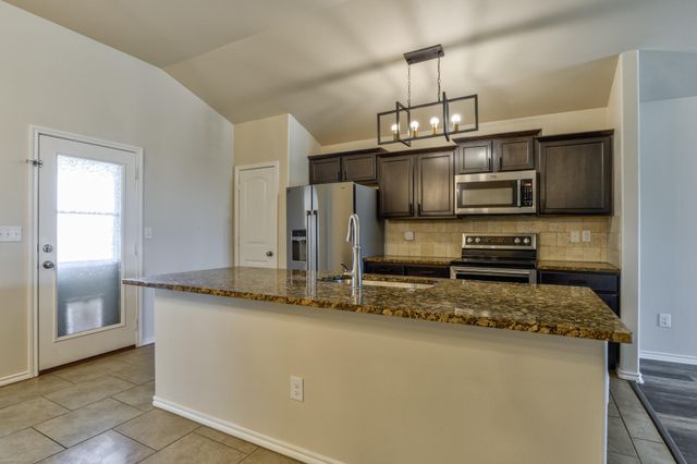 13610 Waco Avenue, Lubbock, TX 79423