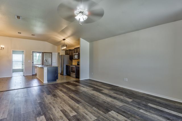 13610 Waco Avenue, Lubbock, TX 79423