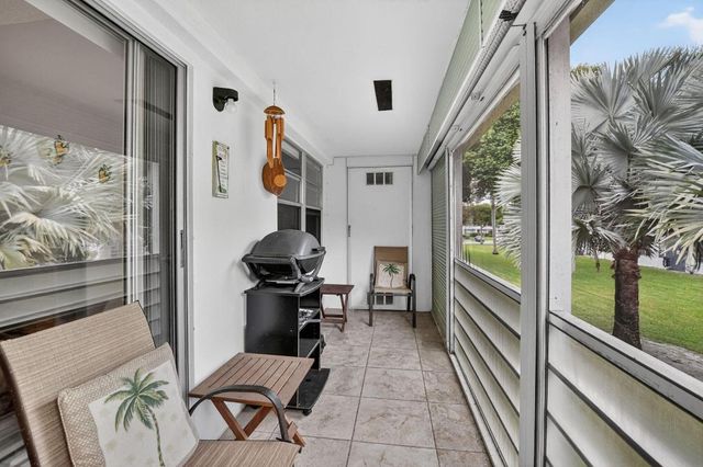 262 Ventnor R, Deerfield Beach, FL 33442