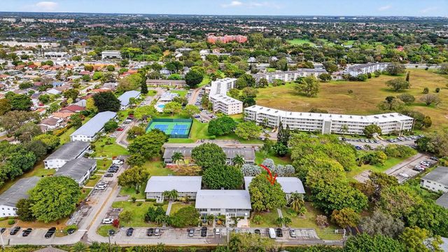 262 Ventnor R, Deerfield Beach, FL 33442