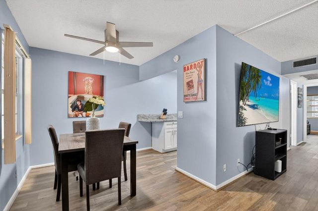 262 Ventnor R, Deerfield Beach, FL 33442