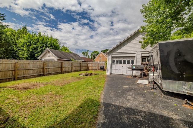 112 Aberdeen Terrace, Syracuse, NY 13206