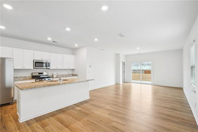 3853 Rustic Barn Way, Loganville, GA 30052