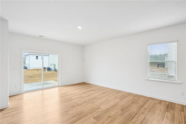 3853 Rustic Barn Way, Loganville, GA 30052