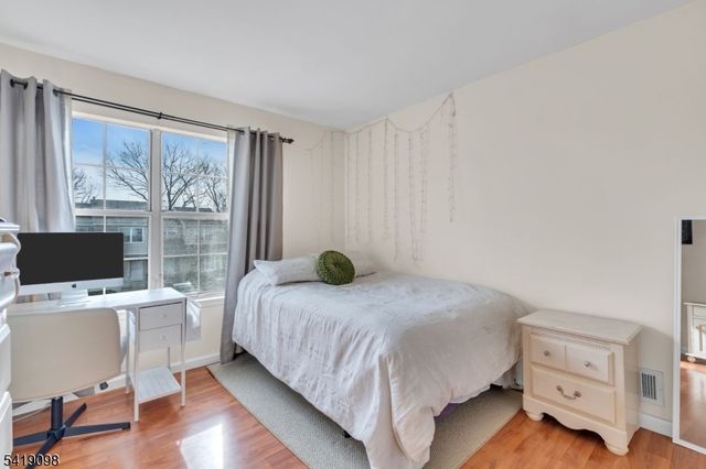 137 Sunnyvale Ct, Franklin Twp., NJ 08873