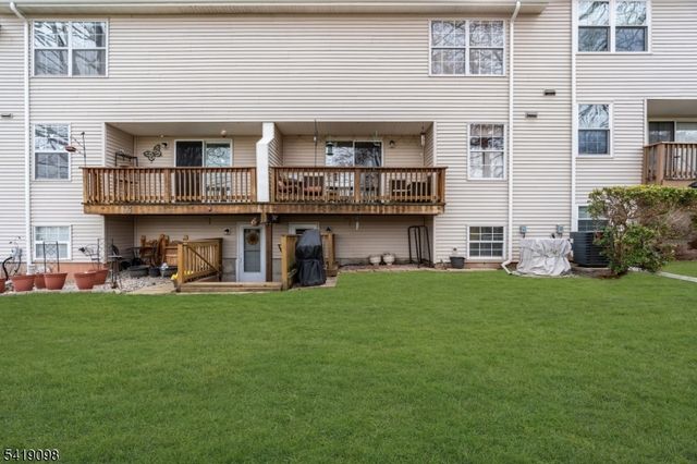 137 Sunnyvale Ct, Franklin Twp., NJ 08873