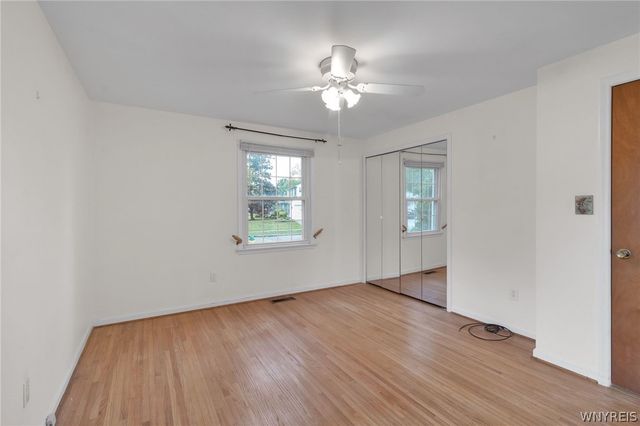 620 Meadowbrook Drive, North Tonawanda, NY 14120