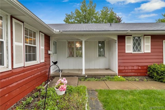 620 Meadowbrook Drive, North Tonawanda, NY 14120