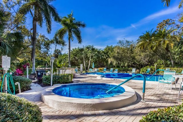 536 LAKESIDE DRIVE 0, Bradenton, FL 34210