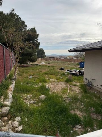 39044 162nd East, Palmdale, CA 93591