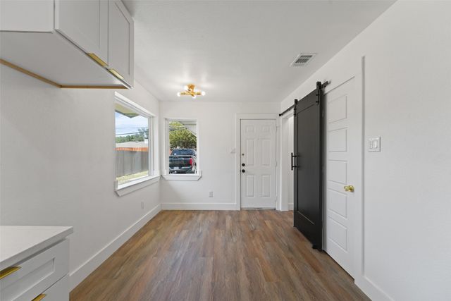 3347 Royal Lane, Dallas, TX 75229