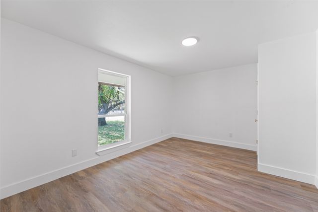 3347 Royal Lane, Dallas, TX 75229
