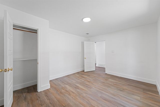 3347 Royal Lane, Dallas, TX 75229