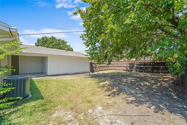 3347 Royal Lane, Dallas, TX 75229