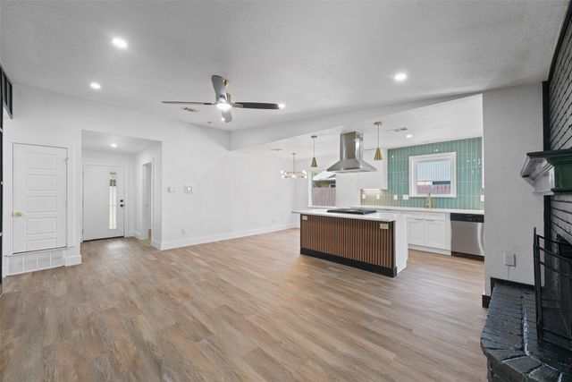 3347 Royal Lane, Dallas, TX 75229