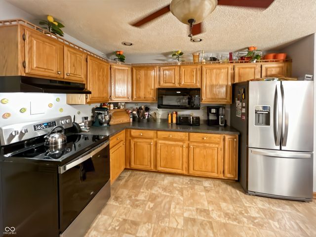 1675 Lincoln Hill Road, Martinsville, IN 46151