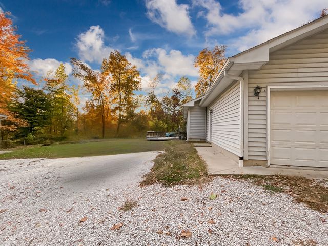 1675 Lincoln Hill Road, Martinsville, IN 46151