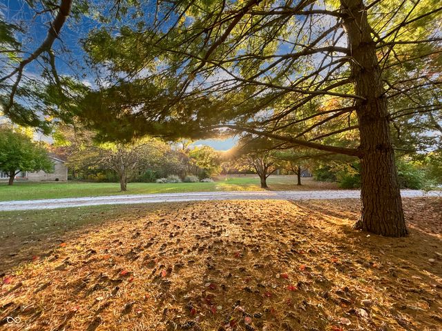 1675 Lincoln Hill Road, Martinsville, IN 46151