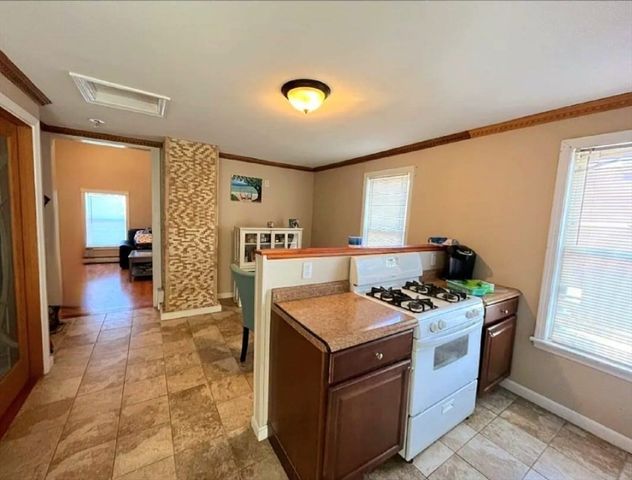 34 Cherry St, Brockton, MA 02301