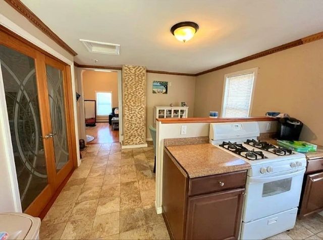 34 Cherry St, Brockton, MA 02301