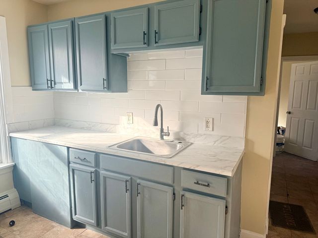 34 Cherry St, Brockton, MA 02301