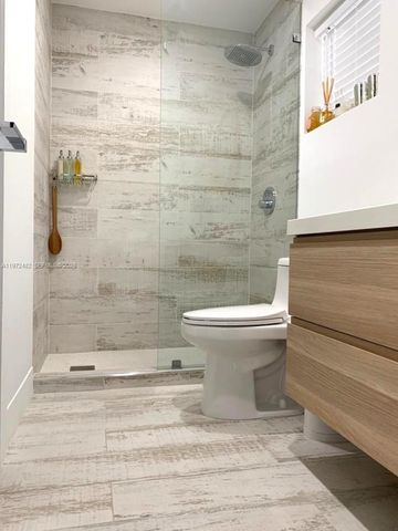 20201 NE 29th Ct D109, Aventura, FL 33180