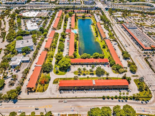 20201 NE 29th Ct D109, Aventura, FL 33180