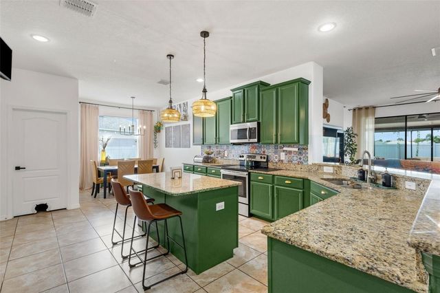 611 WABASH BREEZE CIRCLE, Ruskin, FL 33570