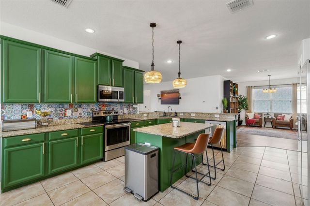 611 WABASH BREEZE CIRCLE, Ruskin, FL 33570