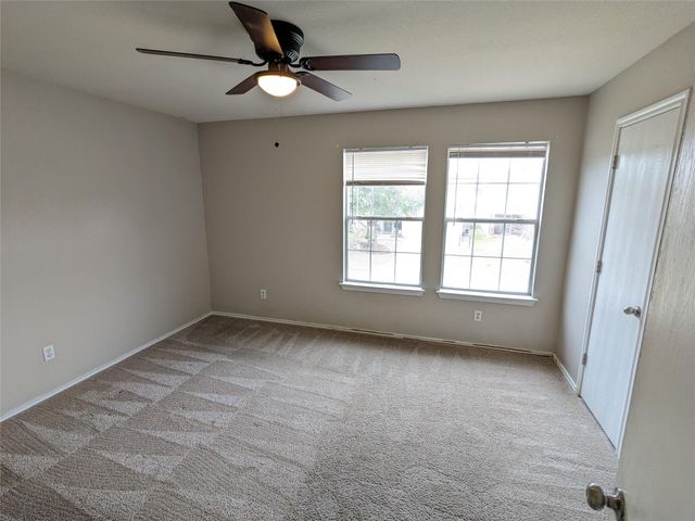 220 Quarter Ave, Buda, TX 78610