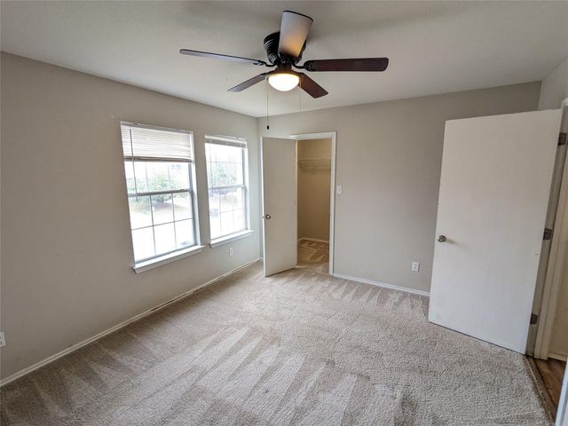 220 Quarter Ave, Buda, TX 78610