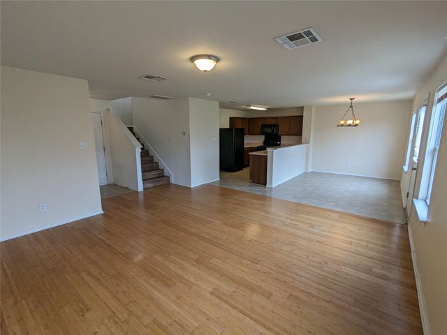 220 Quarter Ave, Buda, TX 78610