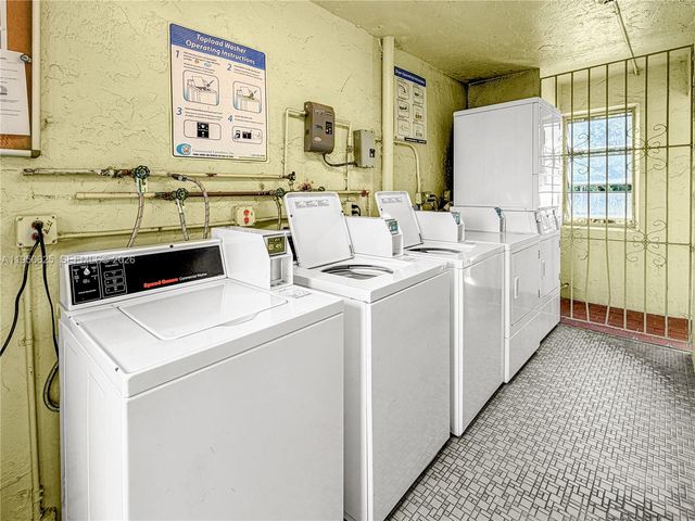 520 NE 38th St 9, Miami, FL 33137