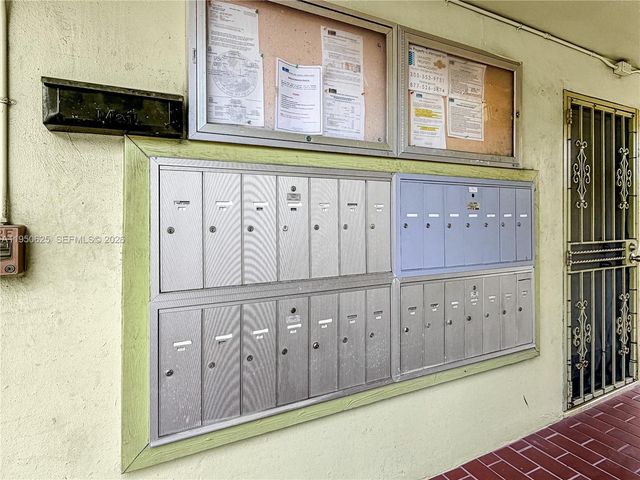 520 NE 38th St 9, Miami, FL 33137