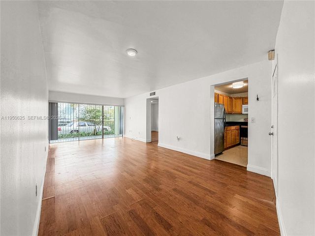 520 NE 38th St 9, Miami, FL 33137