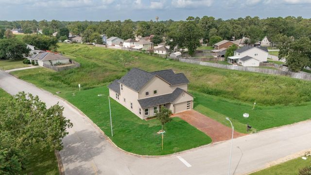 17307 Crows Nest Way, Crosby, TX 77532