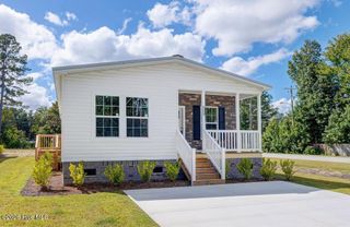 1005 Pine Ridge Court, Castle Hayne, NC 28429