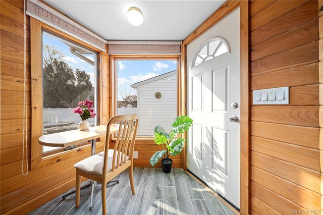 46 Creighton Avenue, Lake Ronkonkoma, NY 11779