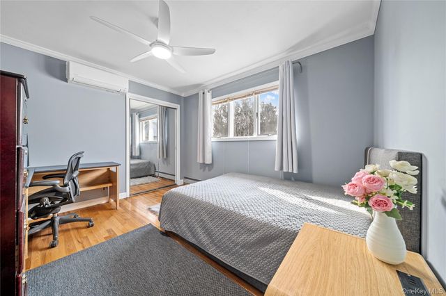 46 Creighton Avenue, Lake Ronkonkoma, NY 11779